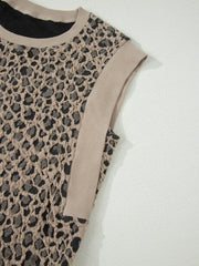 Khaki-Leoparden-strukturiertes, ärmelloses Minikleid mit Taschen - Miniatuur
