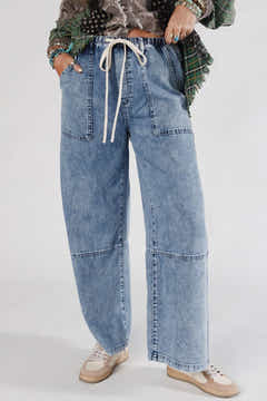 Ashleigh Blauw Acid Wash Exposed Seam met Trekkoord Elastic Waist Barrel Jeans - Redblad Damesmode