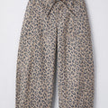 Khaki-Leopardenmuster mit Kordelzug und elastischem Bundbund, taschenförmige Barrel-Jeans - Foto 3