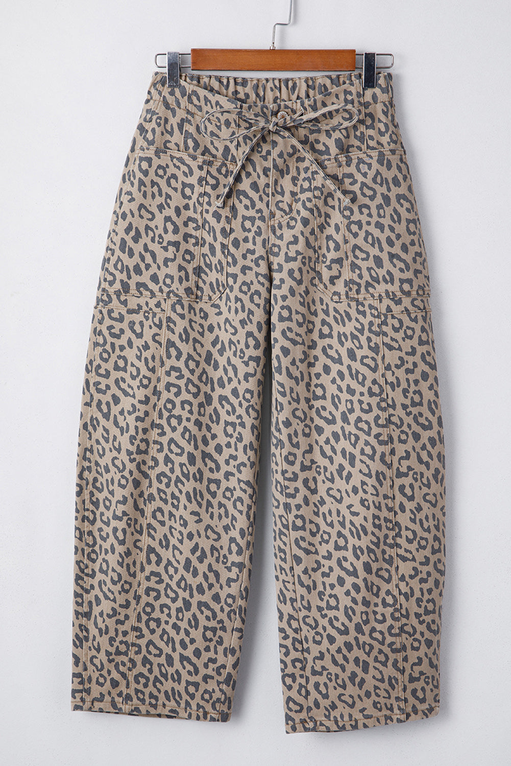 Jeans a canna elastica con elastico stampa leopardato color caki