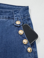 Ashleigh Blue Golden Button Detail Rolled Edge Flare Leg Jeans - Damesmode Afbeelding 7 - Miniatuur