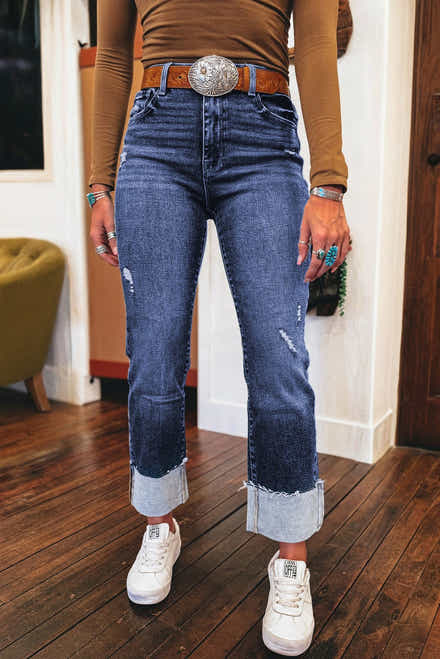 Echte türkisfarbene, gefaltete Manschetten, gerade, hoch taillengeschnittene Jeans