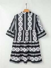 Black Geometric Print V Neck Ruffled Dress - Damesmode Afbeelding 6 - Miniatuur