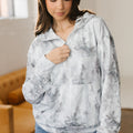 Sudadera con cremallera de un cuarto de bolsillo canguro con estampado de hojas de camuflaje gris - Foto 4