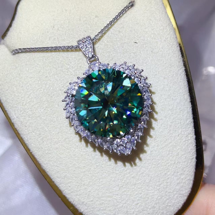 20 Carat Moissanite 925 Sterling Silver Pendant Necklace | Redblad 18K Solid Gold & Certified Diamond Necklaces