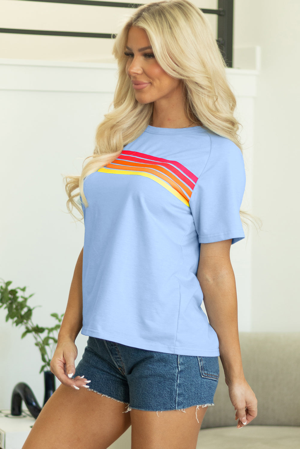 Beau Blue Striped Patch Front Casual Tee - Damesmode Afbeelding 3