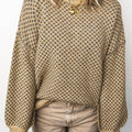 Maglione a maniche lunghe con stampa geometrica cachi, spalle a scollo rotondo e scollo a scena - Foto 1