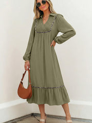 Robe longue à manches à manches contrastantes avec col en V et col en V - Damesmode Afbeelding 4 - Miniatuur
