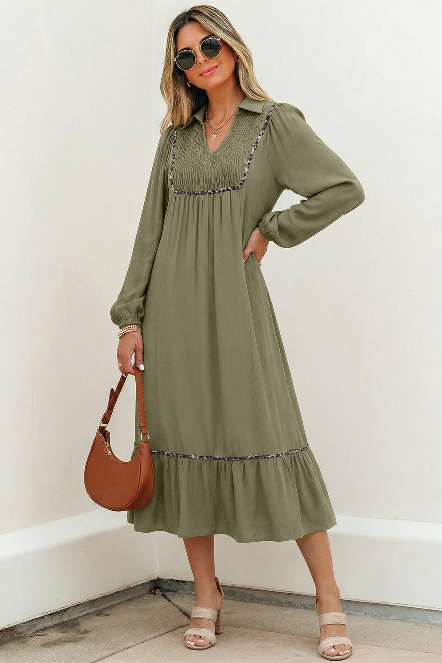 Black Collared V Neck Smocked Detail Contrast Leopard Trim Bracelet Sleeve Long Dress - Damesmode Afbeelding 4