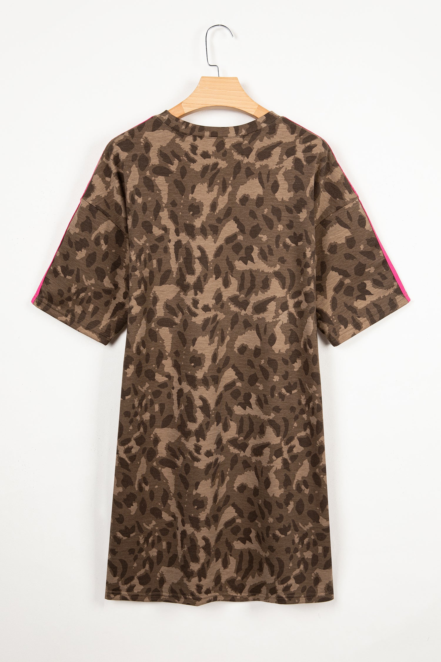 Brown Loose Contrast Striped Accent Leopard T Shirt Mini Dress with Pockets - Damesmode Afbeelding 3