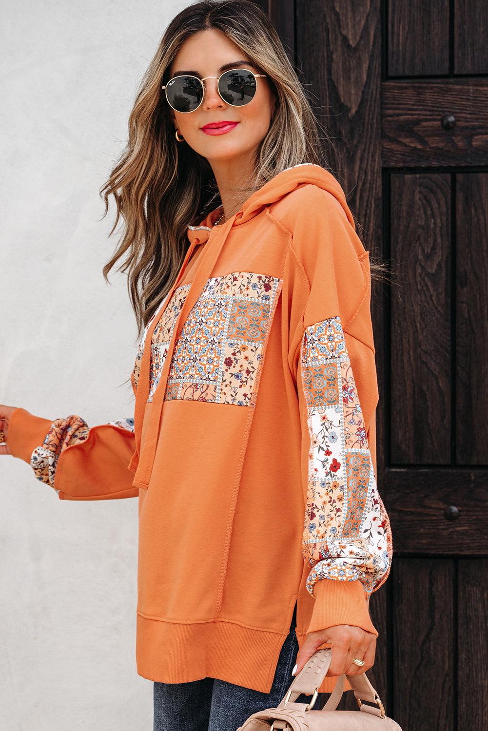 Flamingo Mix Blumen-Patchwork-Hoodie mit Seitenschlitz und Kordelzug