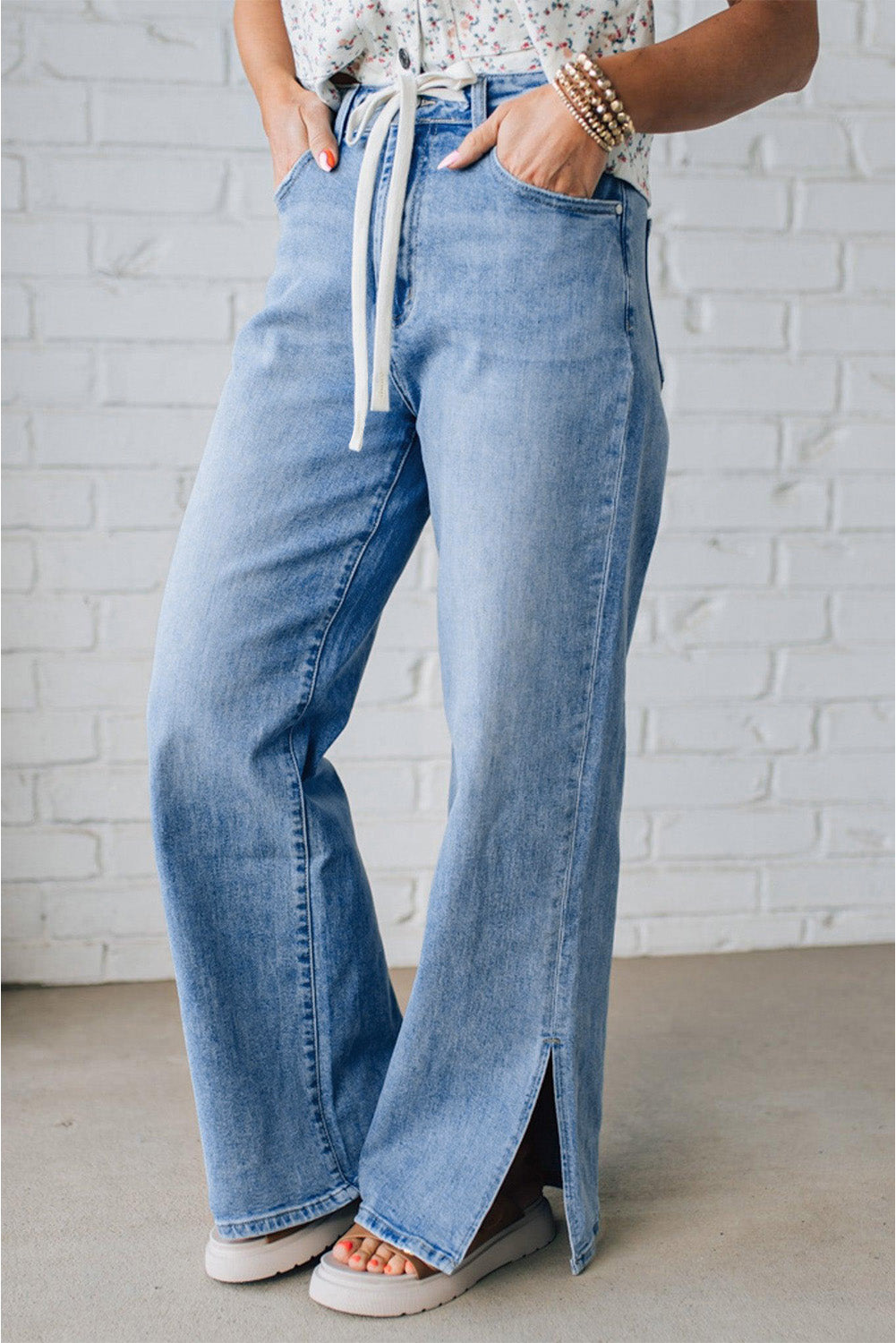 Jeans casuais com cordão de cinturão Myosotis Slit Leg