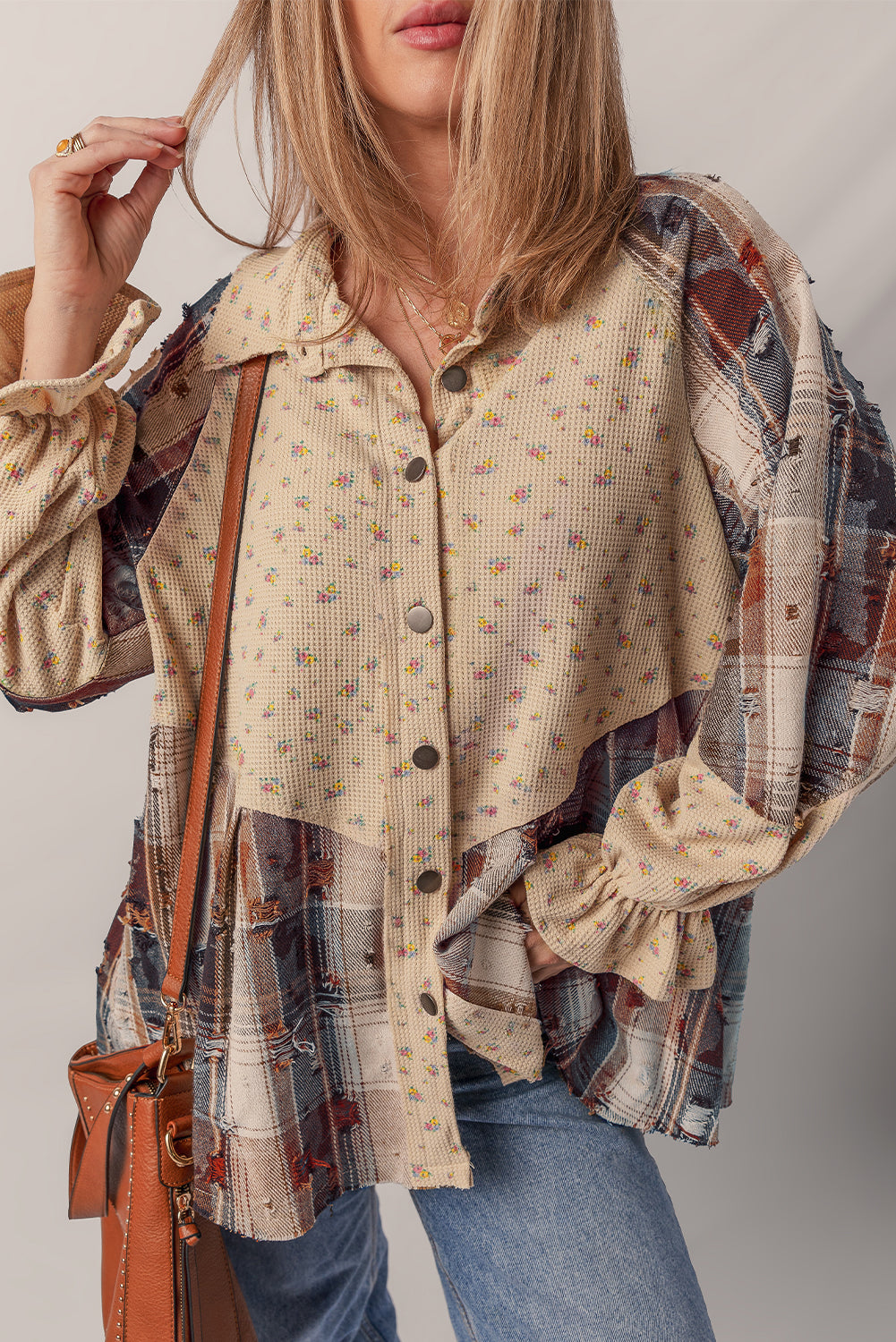Avoine Bohème à carreaux floraux patchwork détenus avec manches à volants Waffle Shacket en tricot