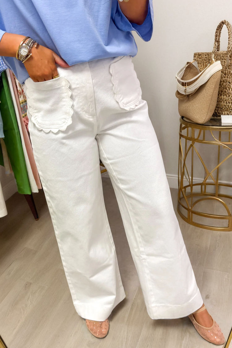 Weiße, einfarbige Scalloped Pocket Shift-Jeans - Damesmode