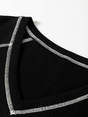 Black Waffle Textured Contrast Trim V Neck Tee - Damesmode Afbeelding 6 - Miniatuur