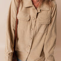 Light French Beige Solid Frilled Flap Pocket Button Up Corduroy Shacket - Foto 4