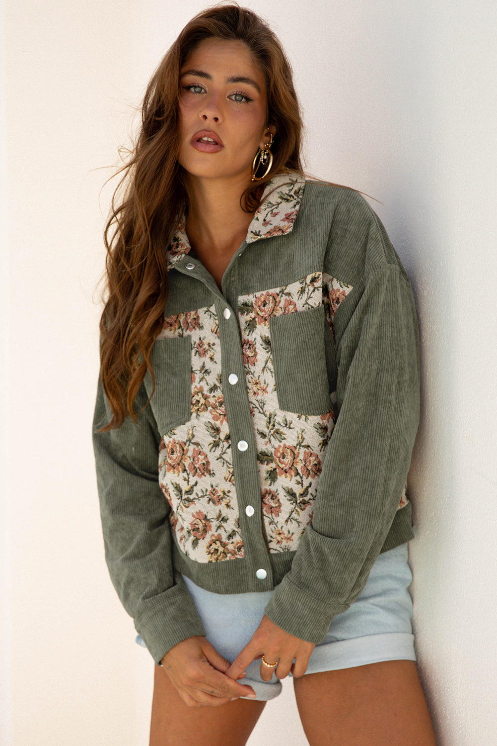 Veste Dearlovers Sage Green Sage Style chemise à motifs de fleurs retro à motifs de patchwork