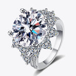 10 Carat Moissanite Flower-Shaped Ring | Redblad 18K Solid Gold & Certified Diamond Rings