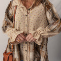 Oatmeal Boho Floral Plaid Patchwork Distressed Detail Ruffled Sleeve Waffle Knit Shacket - Foto 3