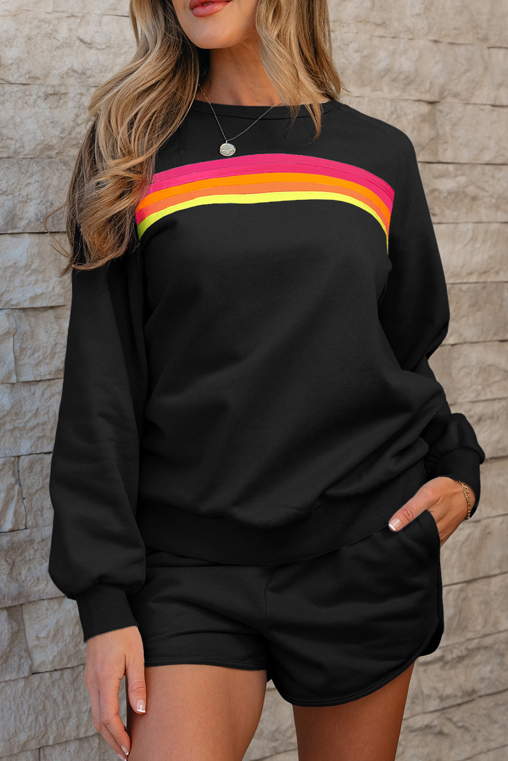 Bonbon Striped Accent Pullover and Shorts Two Piece Casual Set - Damesmode Afbeelding 7