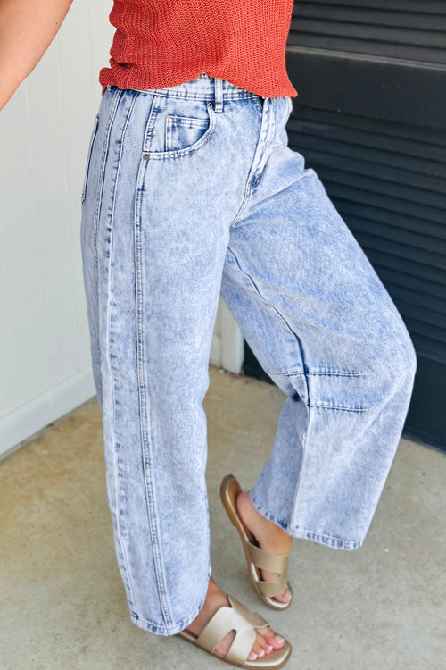 Beau Blue Light Washed Pull On Barrel Jeans - Damesmode Afbeelding 1
