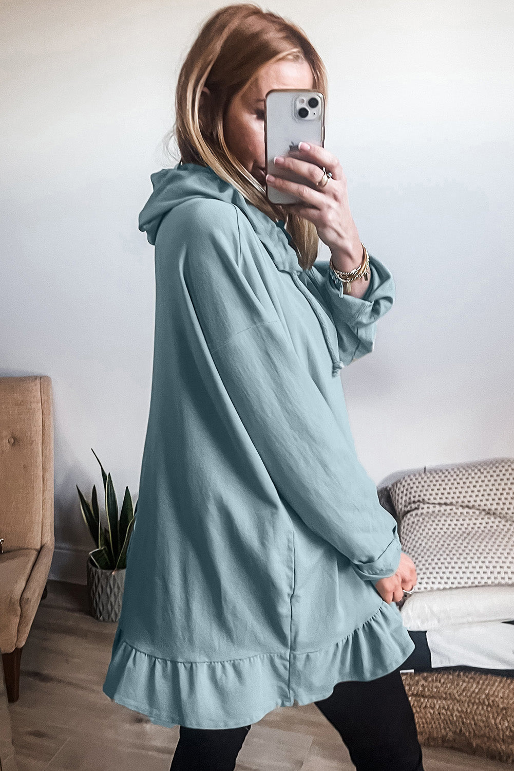 Islandzka niebieska bluza z szerokim falbanami z falbanami i luźną tuniką