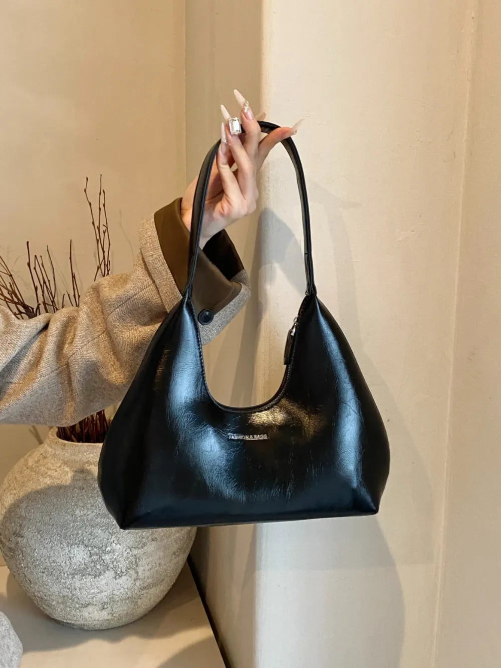 PU Leather Shoulder Bag - Exklusive Damenmode & Kleidung Kollektion | Redblad Deutschland