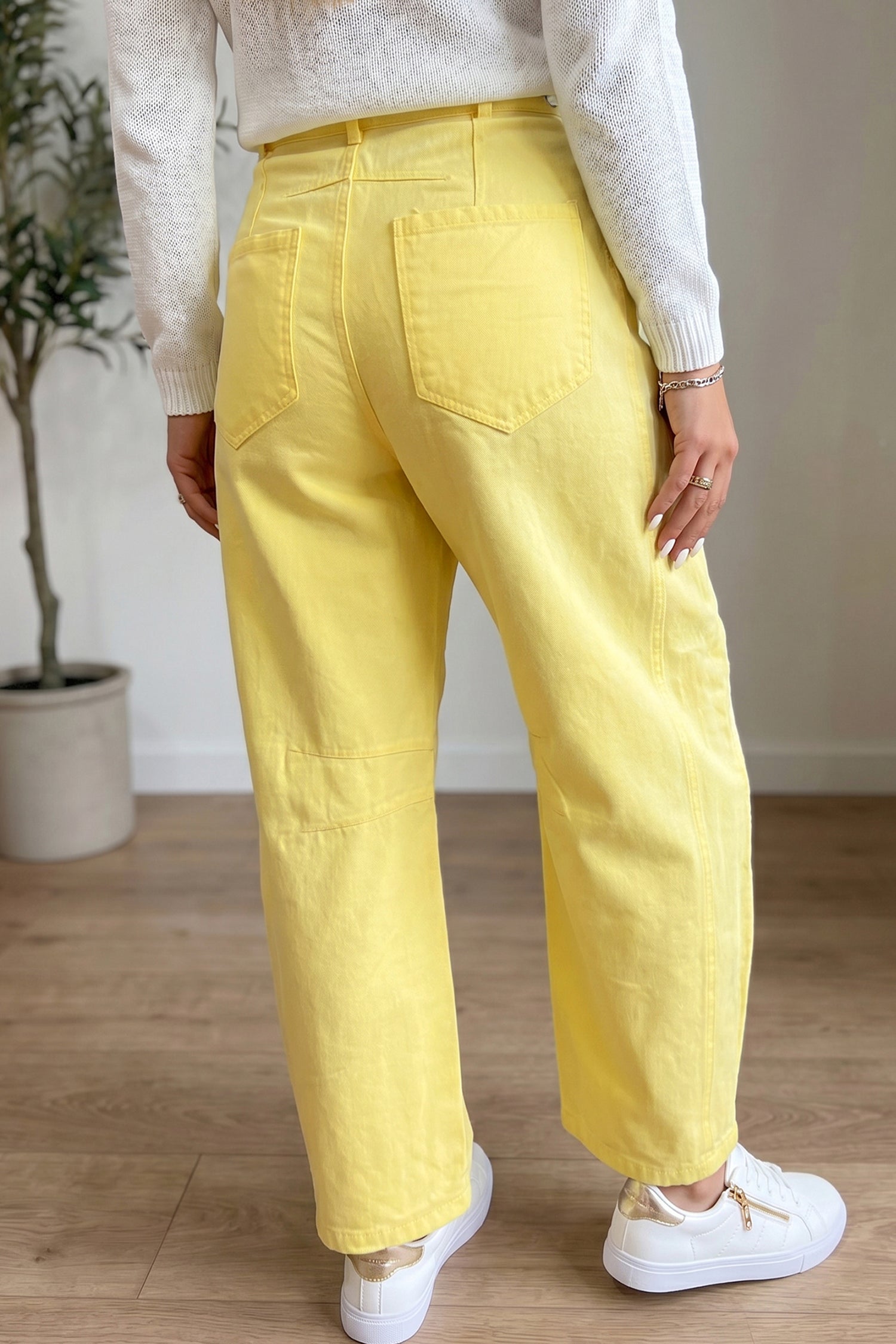 Jeans a canna in vita a nodo in stile rosa chiaro e colore unico,
