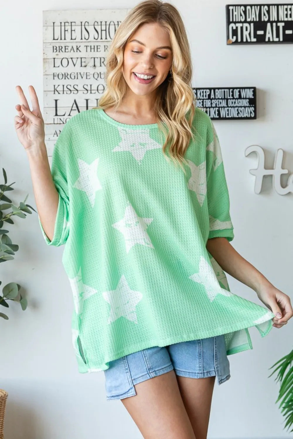 HOPELY Star Pattern Oversized Waffle T-Shirt - Luxe Damesmode & Kleding Collectie | Redblad Nederland
