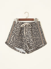 Mehrfarbige, leopardenartige, gestreifte Denim-Shorts mit Kordelzug - Miniatuur