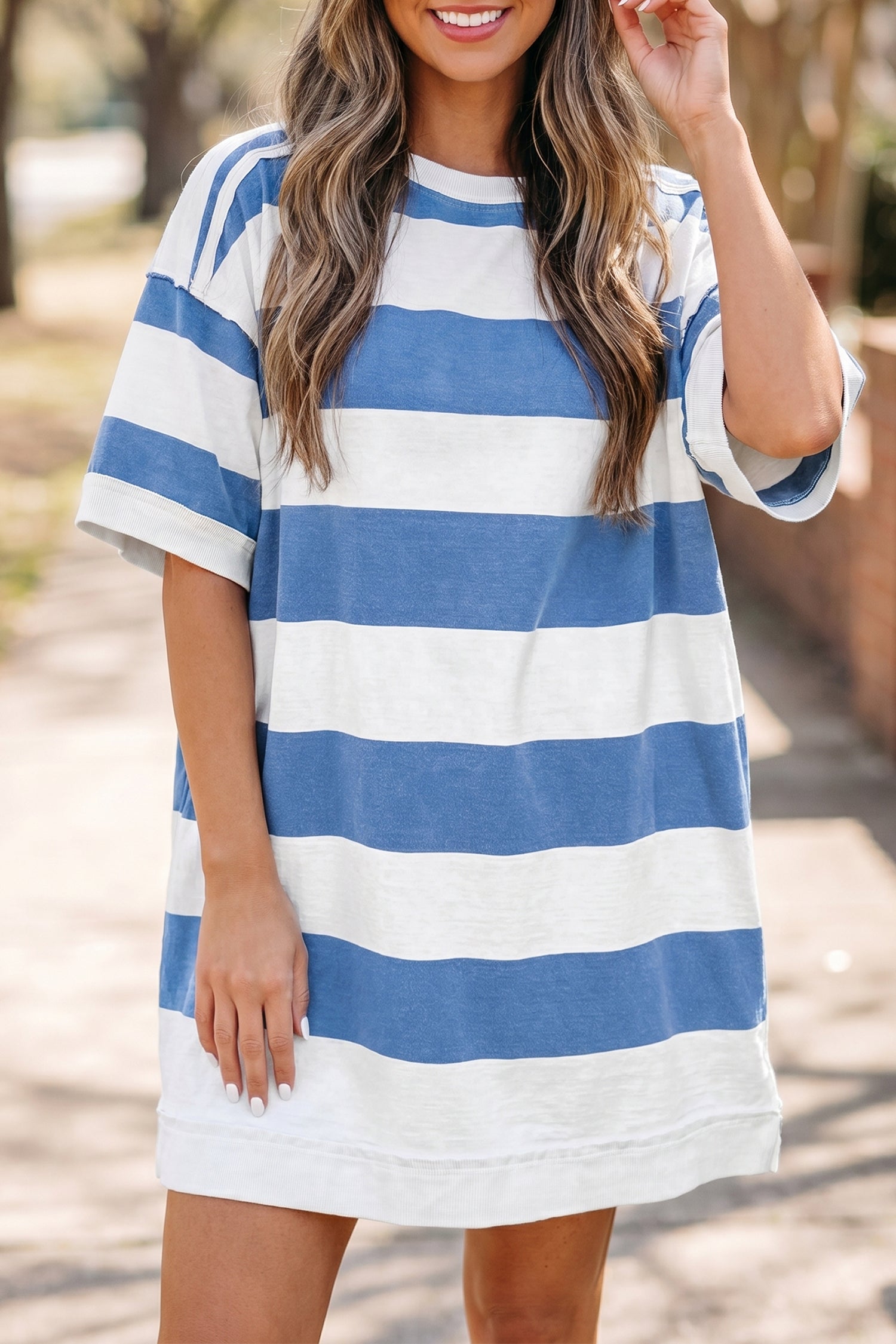 Blue Stripe Raw Seam Shoulder Detail Casual Tee Dress - Damesmode Afbeelding 1