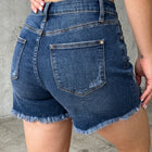 Short en jean en denim Beau Blue asymétrique asymétrique à ourlet brut et moustache usée - Damesmode Afbeelding 5 - Thumbnail