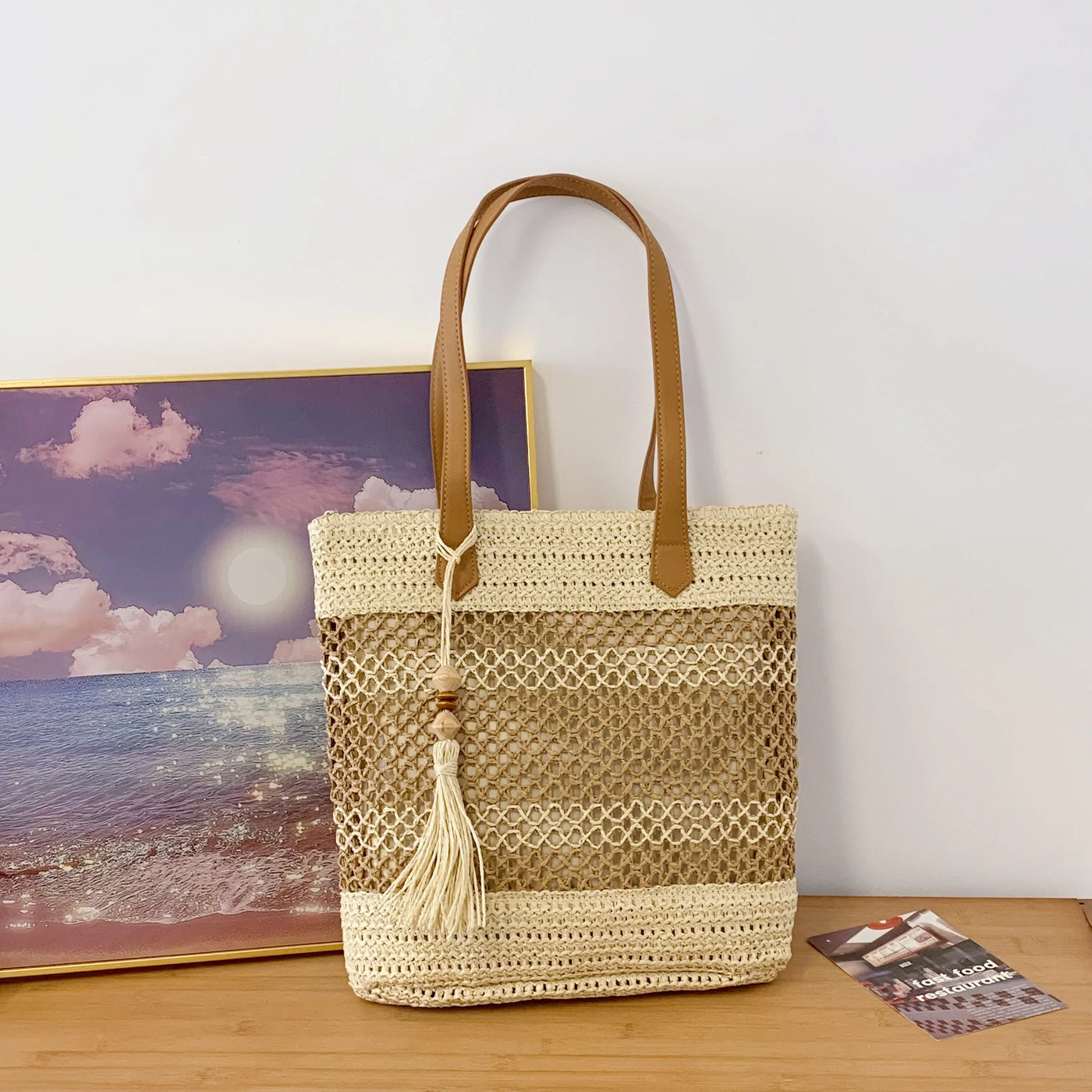 Straw Woven Shoulder Bag with Tassels - Luxe Damesmode & Kleding Collectie | Redblad Nederland
