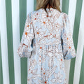 Brown Floral Print Tie Neck 3/4 Sleeve Mini Dress - Damesmode Afbeelding 4 - Foto 4