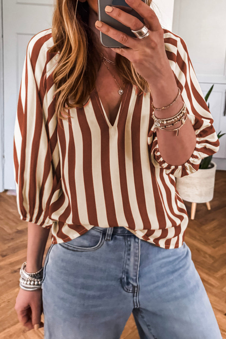 Braune Bluse mit V-Ausschnitt und halbärmeliger Legerbluse - Damesmode