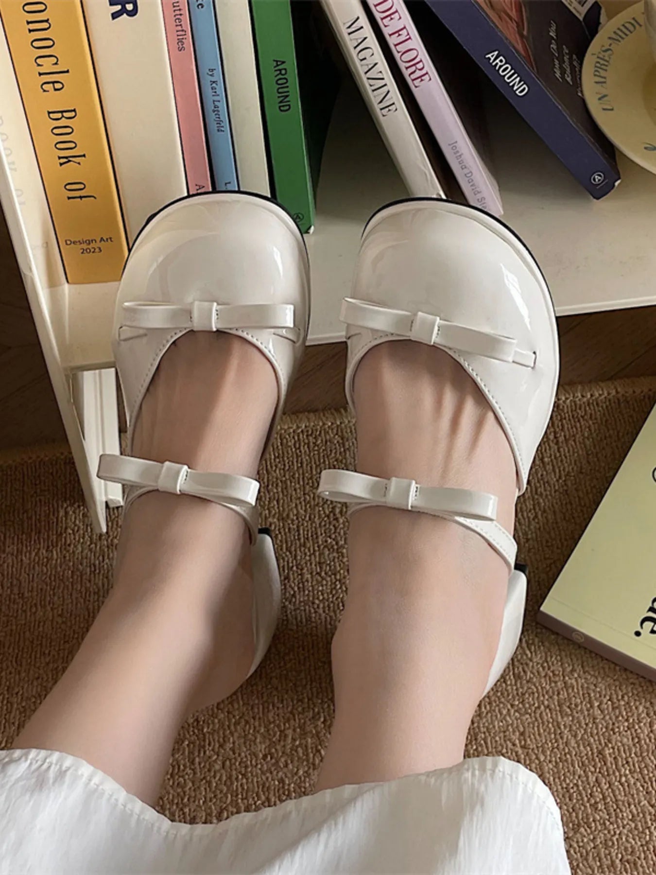 Bow Round Toe Block Heel Sandals