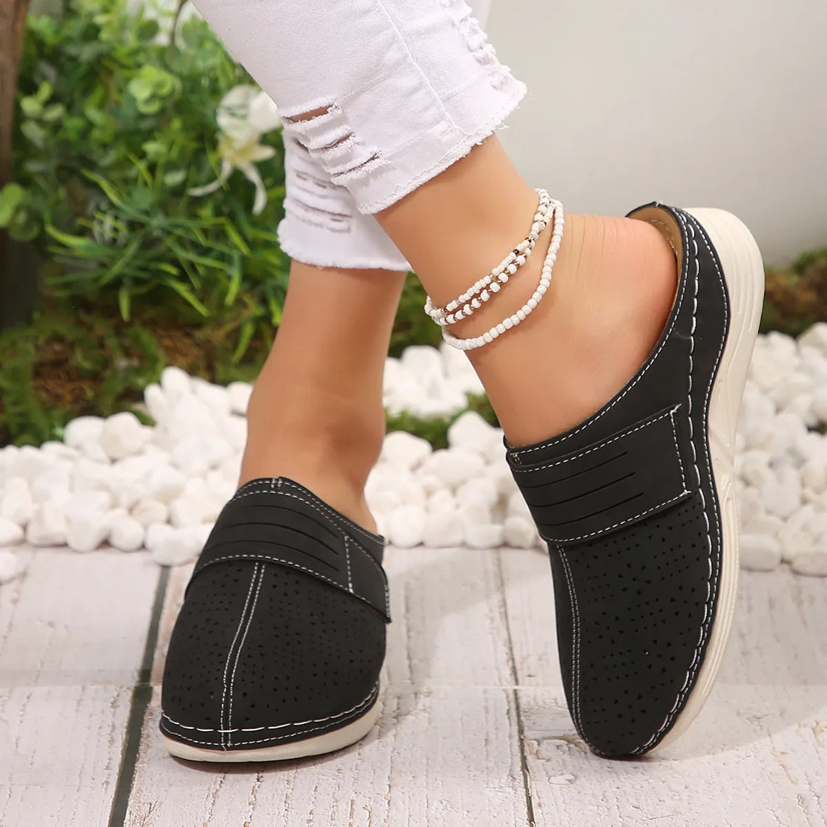 Round Toe Wedge Sandals
