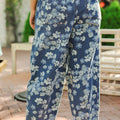 Vaqueros delicados de cordón floral azul cielo - Foto 3