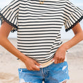 Black Stripe Scallop Lace Trim Ruffle Short Sleeves Crewneck Top - Damesmode Afbeelding 6 - Foto 6