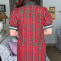Rotes kariertes Mini-Kurzarmkleid im Shift-Stil - Foto 4