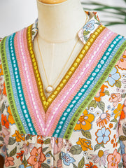 Camicetta a fiori boho a maniche a sbuffo all'uncinetto a V a crono - Miniatuur