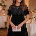 Black Embroidered Velvet Short Sleeve Mini Shift Dress - Damesmode Afbeelding 4 - Foto 4