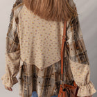 Oatmeal Boho Kwiatowa Krata Patchwork, Detal z falbanami z goframi Dzianina Shacket Dzianina - Thumbnail