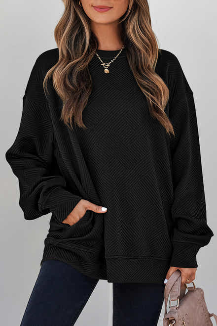 Schwarzer, einfarbiger Rundhals mit heruntergefallenem Schulterpullover – bequemer Pullover - Exklusive Damenmode & Kleidung Kollektion | Redblad Deutschland