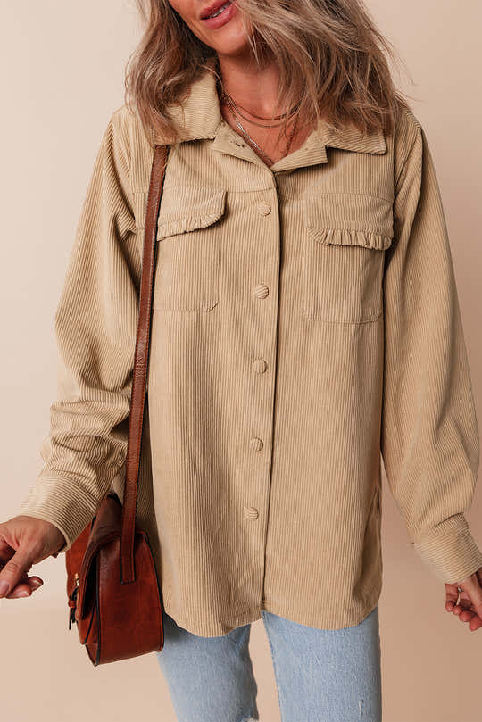 Helles französisch-beige Solid Rüschen-Taschen-Button-Up Cord-Shacket