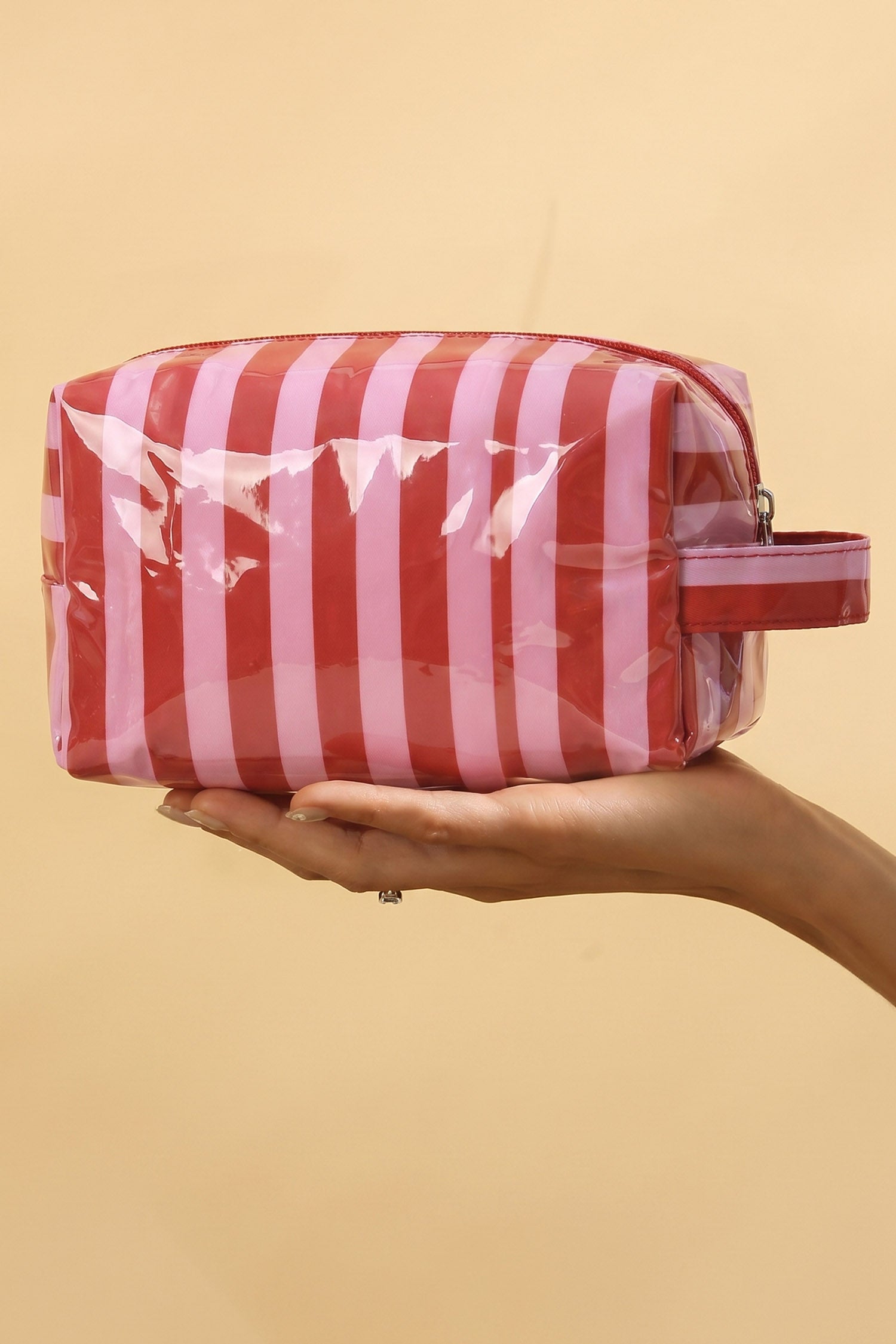 Sac cosmétique en PVC rayé rouge flamboyant Organisateur de voyage durable avec poignée zippée