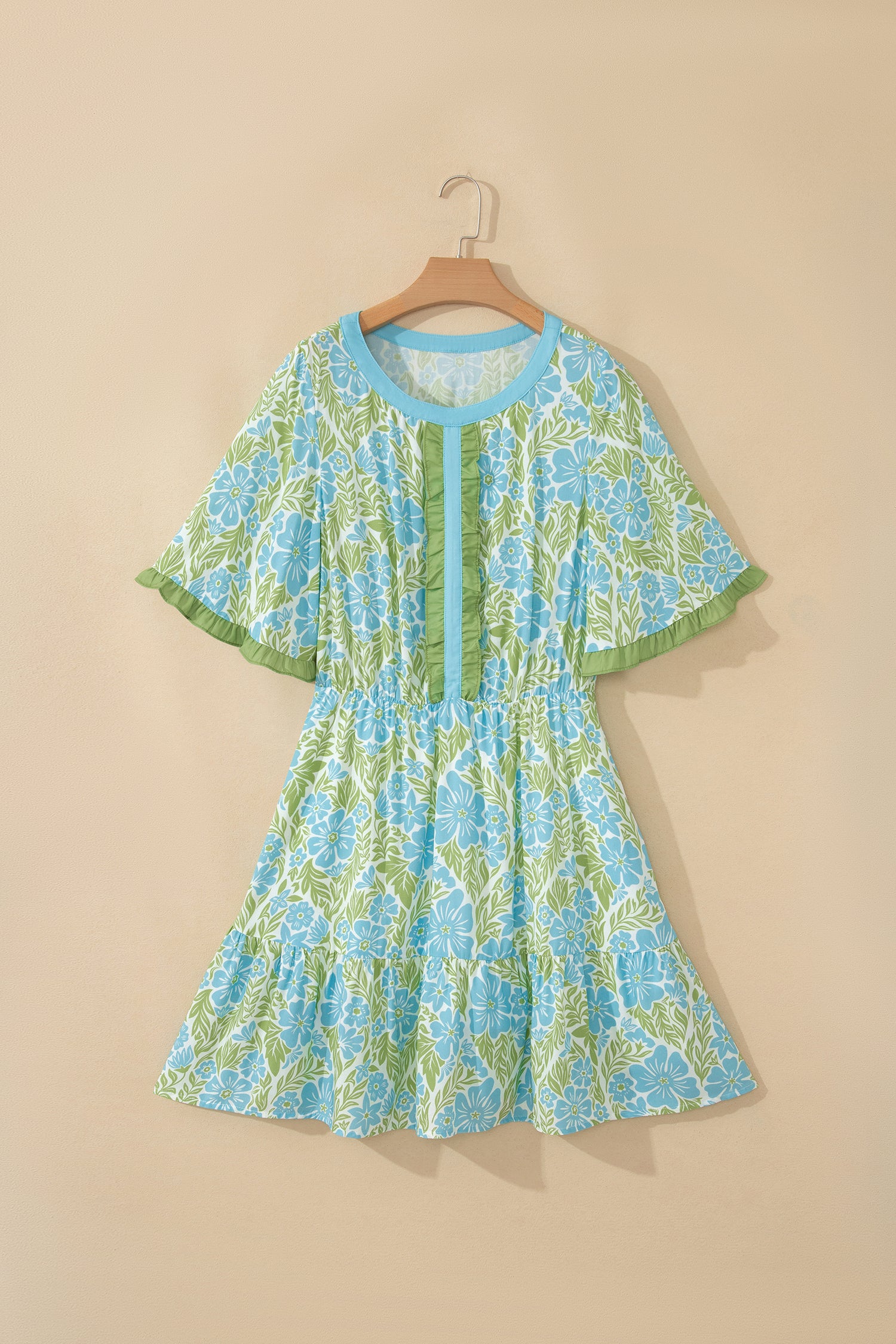 Mini robe à manches courtes à motifs floraux bleu ciel à volants taille haute