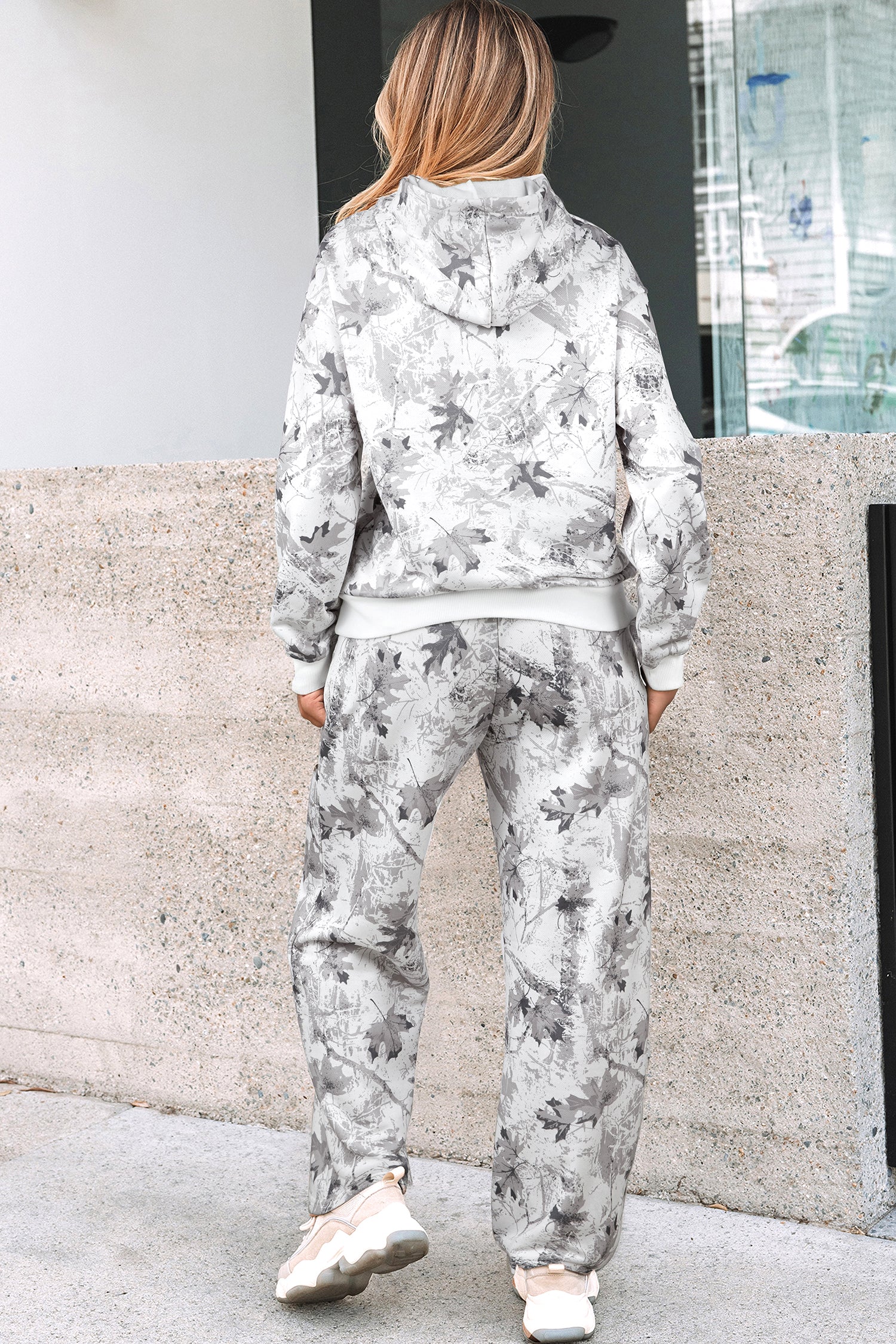 Hellgraues Light Woodland Camo Classic Hoodie und Jogginghosen-Set