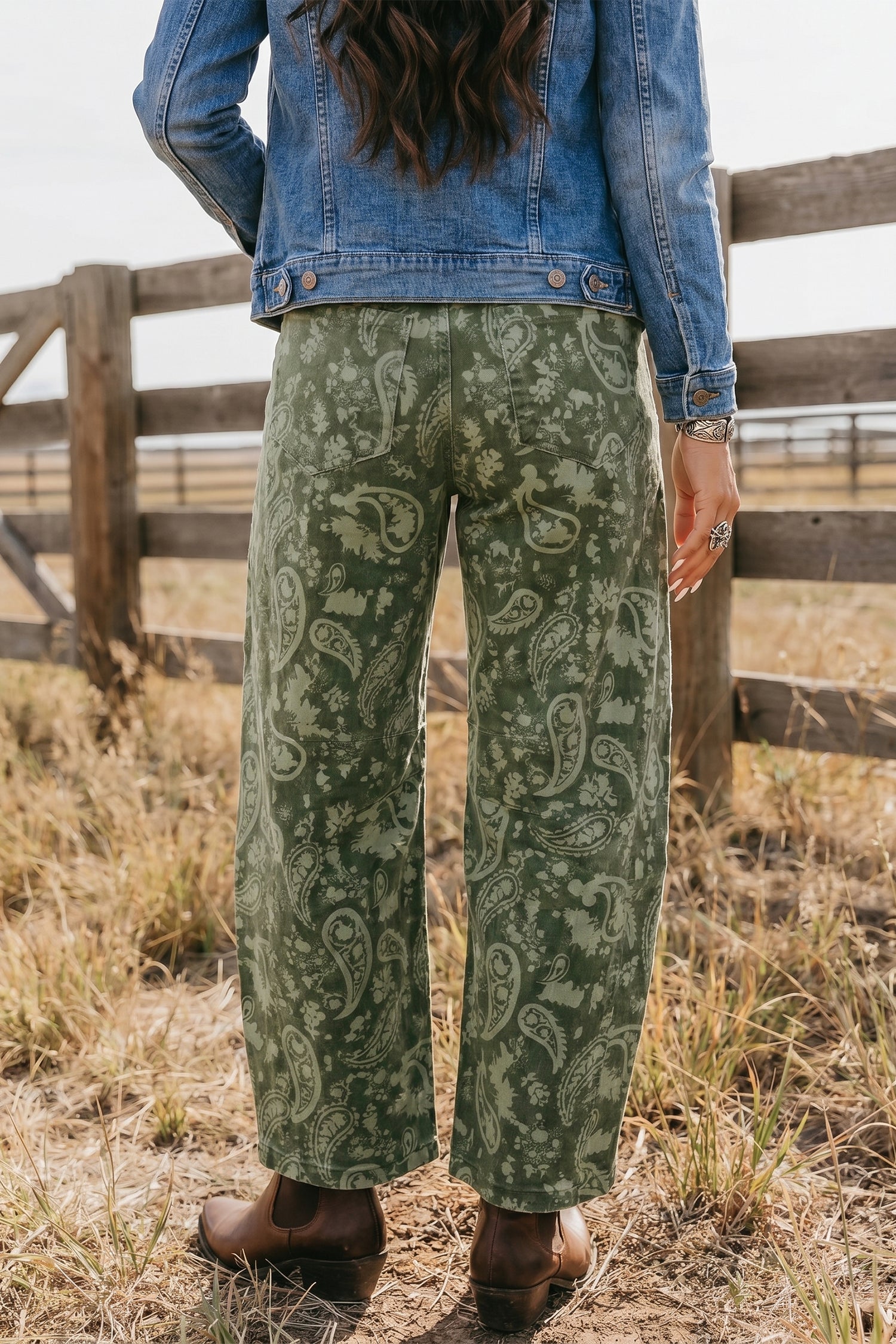 Pantaloni in jeans Harem con stampa paisley verde