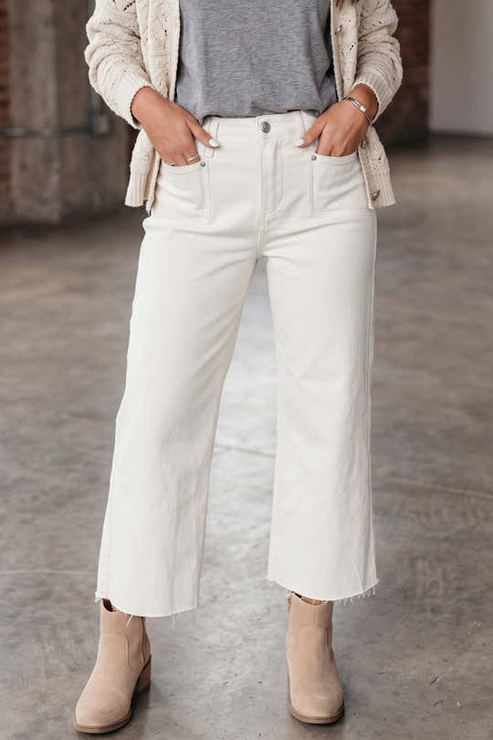 White Raw Hem Ankle-length Loose Jeans